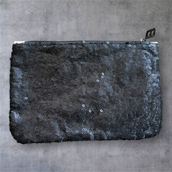 Betty Boop™️  X Ipsy Makeup Bag - Picture 2 of 4